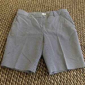 Delia Women’s Shorts size 4 new without tags
